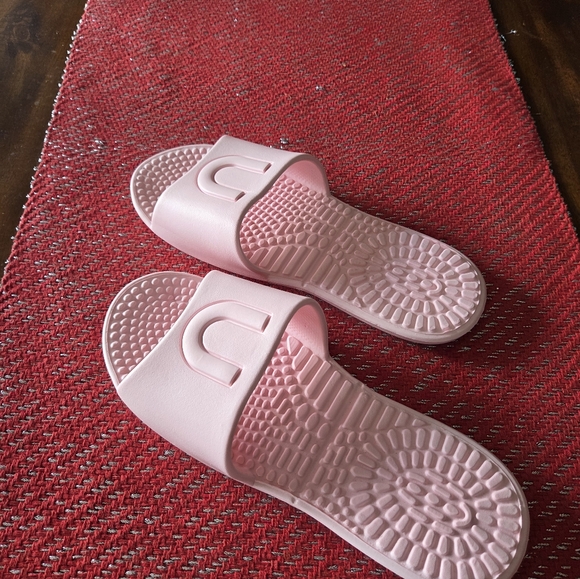 Pink Slide Sandals - Picture 2 of 5
